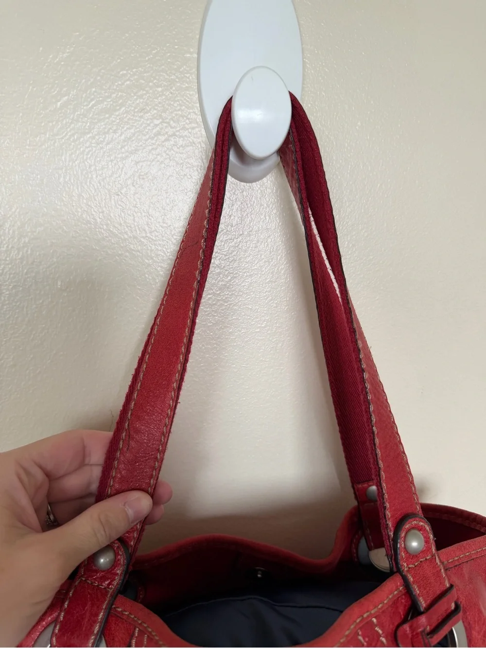 FOSSIL Red Leather Vintage Hobo Shoulder Tote Bag w Silver Key Accent